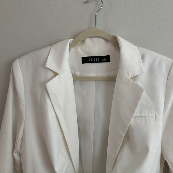 Lioness VIP Only Blazer Mini Dress White - Picture 9 of 10